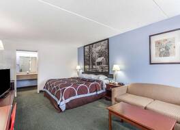 スーパー 8 バイ ウィンダム キングストン 写真