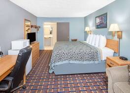 デイズ イン バイ ウィンダム ファーマー シティ