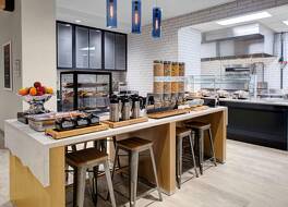 ヒルトン ガーデン イン ジャクソン 写真