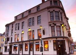 Dickens Bar and Inn 写真