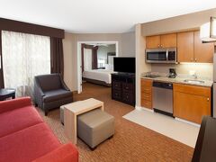 ホームウッド スイーツ バイ ヒルトン ラファイエット 写真