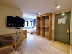 レインボー ホテル 写真