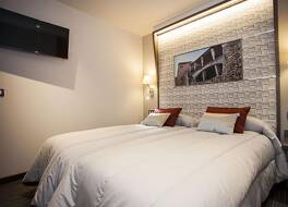 ホスタル バルセロナ 写真