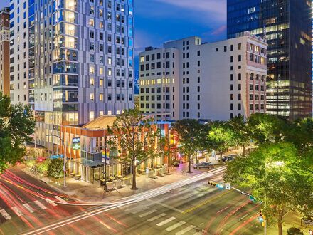 アロフト オースティン ダウンタウン 写真