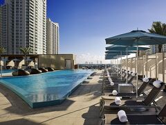 キンプトン エピック ホテル バイ IHG 写真