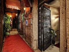 ホテル ティントレット 写真