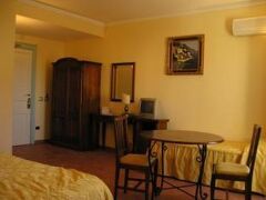 ホテル メディテラネオ 写真