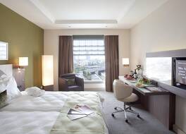 レオナルド プラザ シティ タワー 写真