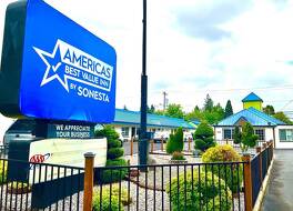 アメリカズ ベスト バリュー イン ユージーン 写真