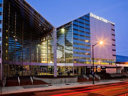 ダブルツリー バイ ヒルトン サウス ベンド 写真