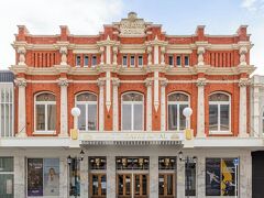 ラマダ スイーツ バイ ウィンダム クライストチャーチ シティ 写真