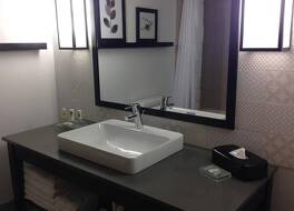 カントリー イン&スイーツ バイ ラディソン ジャクソン TN 写真