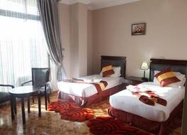 ティラー インターナショナル ホテル 写真