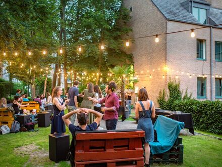 B&B ホテル ブリュッセル セントー ルイーズ 写真