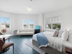 グローバル ラグジュアリー スイーツ アット ザ エイペックス マイアミ 写真