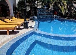 ブラック サンディ ビーチ ホテル 写真