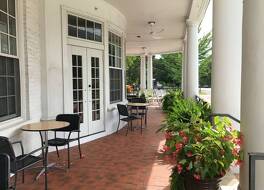 ヒストリック ブーン タバーン ホテル アンド レストラン 写真