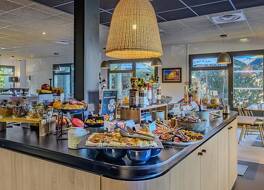 カンパニール プリム ニーム サントル 写真