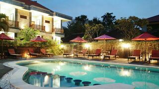 ホテル セガラ アガン