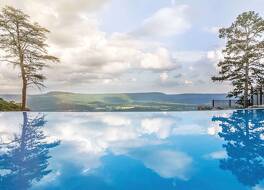 クラウドランド アット マクレモア リゾート ルックアウトマウンテン、キュリオ バイ ヒルトン