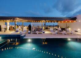 ホリデイ イン エクスプレス アンド スイーツ サンシャイン コースト バイ IHG