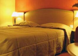 ホテル アン ドゥ ブルターニュ 写真