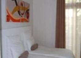 Cape Nelson Guest House