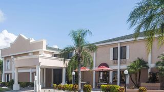 クオリティ イン フォートマイヤーズ ケープコーラル