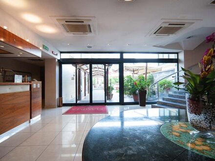 マグリズ ホテル 写真