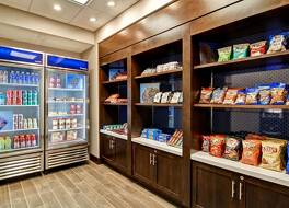 ハンプトン イン&スイーツ デトロイト/トロイ 写真