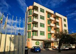 ヘラ アディス ホテル 写真