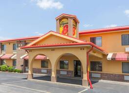 スーパー 8 バイ ウィンダム ボウリング グリーン サウス 写真