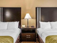 コンフォートイン インディアナポリス イースト 写真