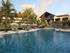 グランド ルレイ マナド 写真