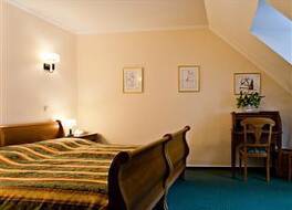 ホテル ウォルナー 写真