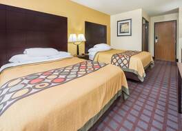 スーパー 8 バイ ウィンダム ブルーミントン ユニバーシティ エリア 写真