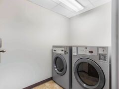 クオリティ イン アンド スイーツ モントレー、TN - クロスビル、TN 写真