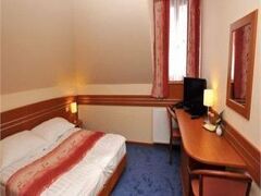 エルハルト パンジオ 写真