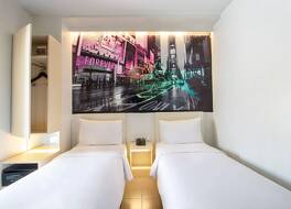 クレオ ワリコタ スラバヤ 写真