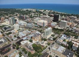 ダブルツリー バイ ヒルトン シカゴ ノースショア カンファレンス センター 写真