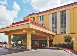 ラ キンタ イン & スイーツ バイ ウィンダム メンフィス エアポート グレイスランド