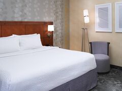 Courtyard by Marriott Detroit Dearborn 写真