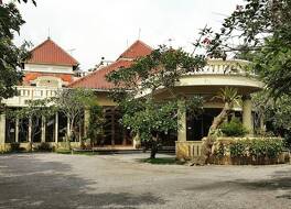 サラスワティ ホテル ボロブドゥール 写真