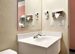 ロードウェイ イン エフィンガム ノース 写真