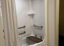 ハワード ジョンソン バイ ウィンダム クラークスビル テネシー 写真