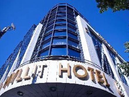 Hyllit Hotel 写真