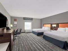 ハンプトン イン & スイーツ マンシー 写真