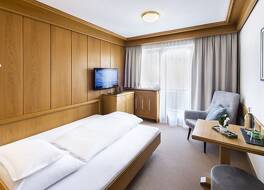 ホテル ロッセル 写真