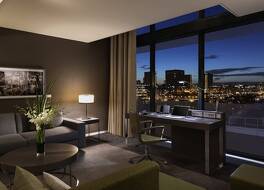 プルマン パリ センター ベルシー ホテル 写真