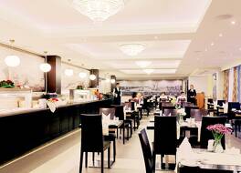 ペトロ パレス ホテル 写真